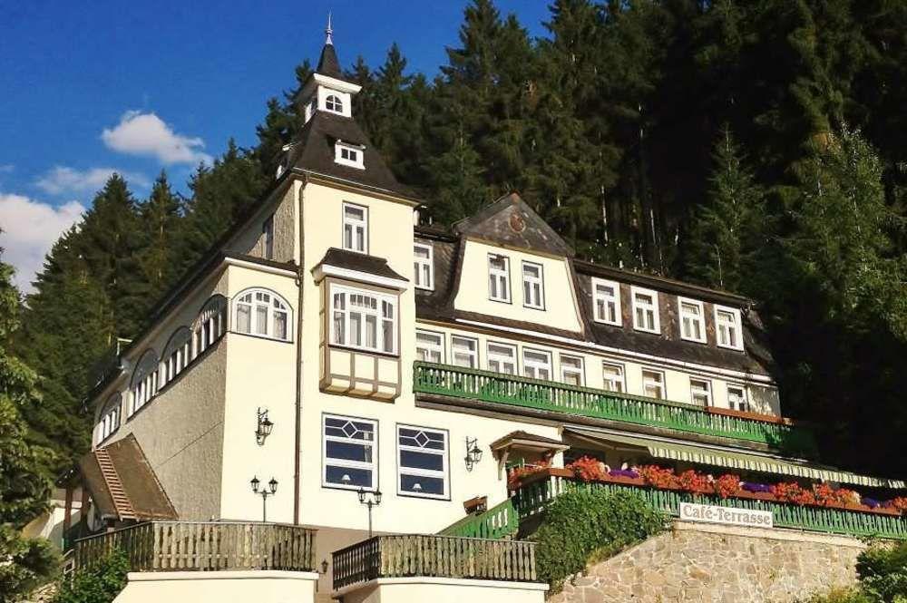 Flair-Hotel Waldfrieden Oberweißbach Екстериор снимка