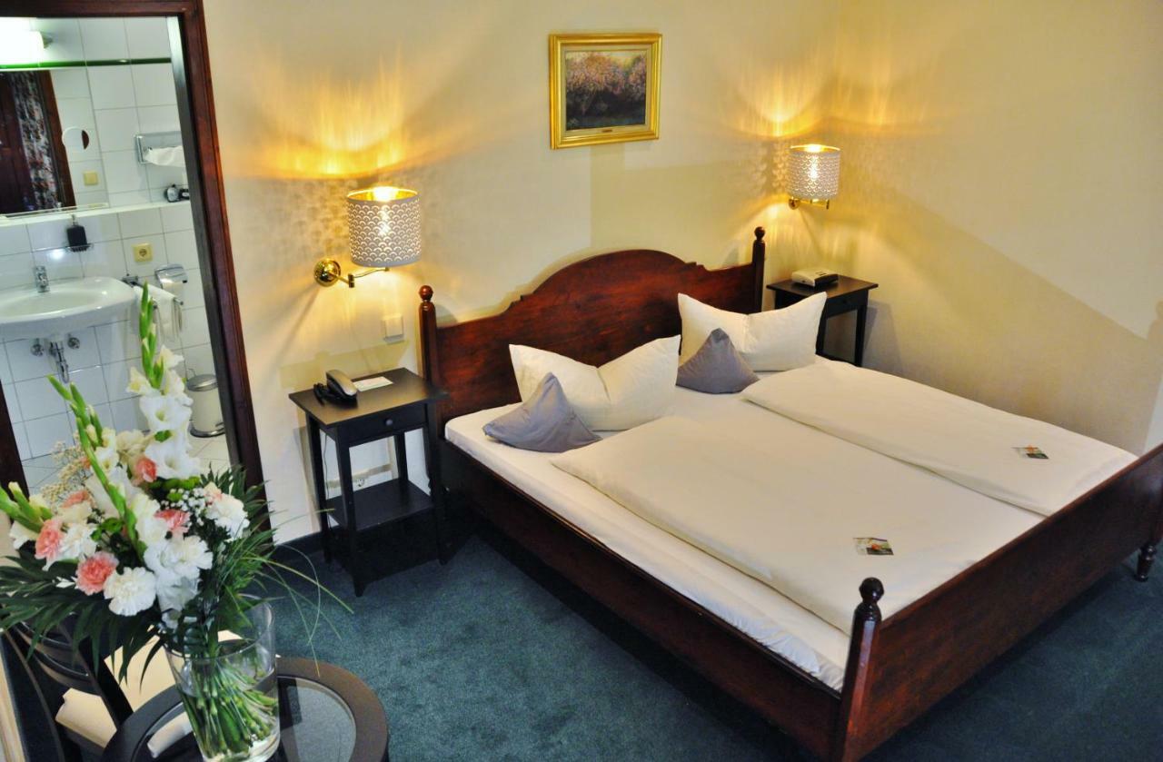 Flair-Hotel Waldfrieden Oberweißbach Екстериор снимка